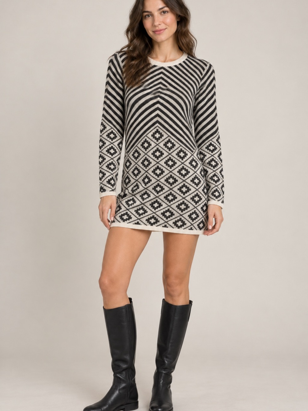 Romeo & Juliet Couture Cream and Black Geometric Knit Mini Dress Size S